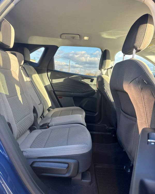 FORD ESCAPE - Image 11