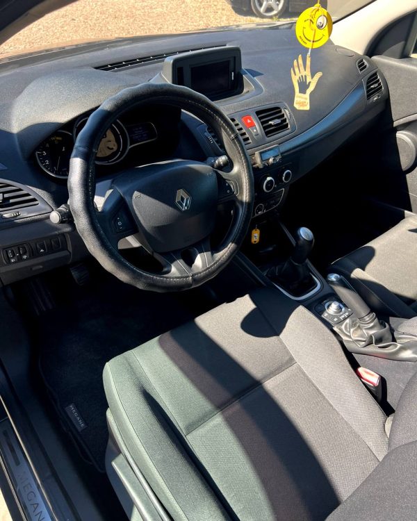 Renault Megane III - Image 10
