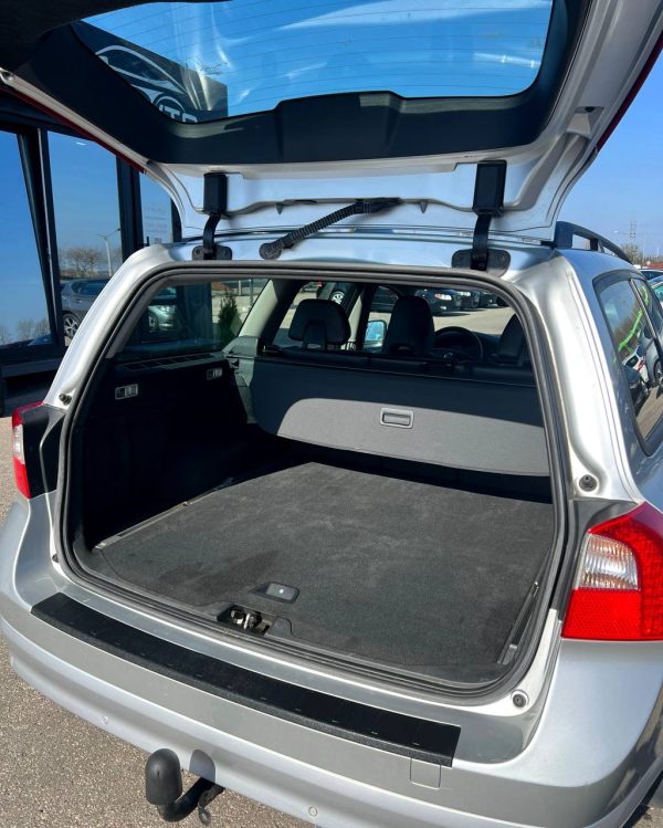 Volvo V70 - Image 15