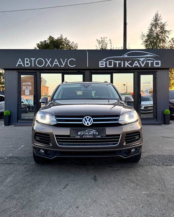 Volkswagen Touareg II - Image 2