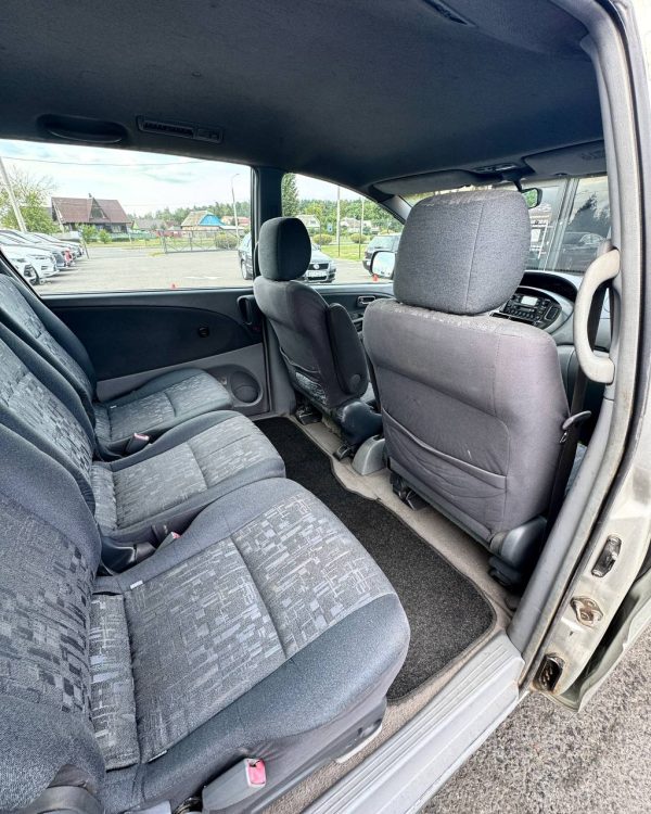 Toyota Previa II (XR30 XR40) - Image 12