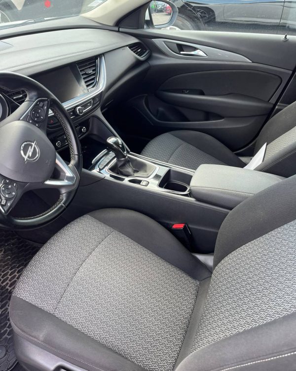 Opel Insignia II - Image 10