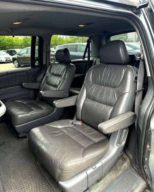 Honda Odyssey - Image 12