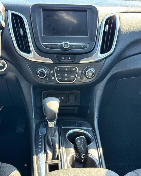 Chevrolet Equinox III · Рестайлинг - Image 11