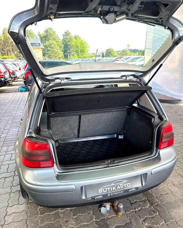 Volkswagen Golf IV - Image 14
