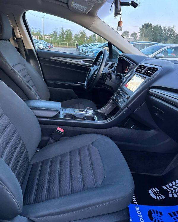 Ford Fusion USA II · Рестайлинг - Image 10