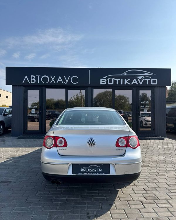 Volkswagen Passat B6 - Image 5