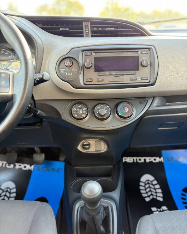 Toyota Yaris III (XP130) · 2-й рестайлинг - Image 16
