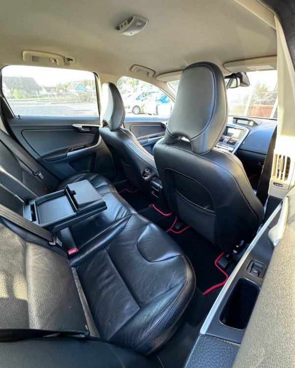Volvo XC60 I - Image 12
