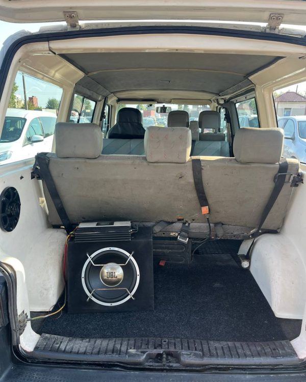 Volkswagen Transporter T4 - Image 13