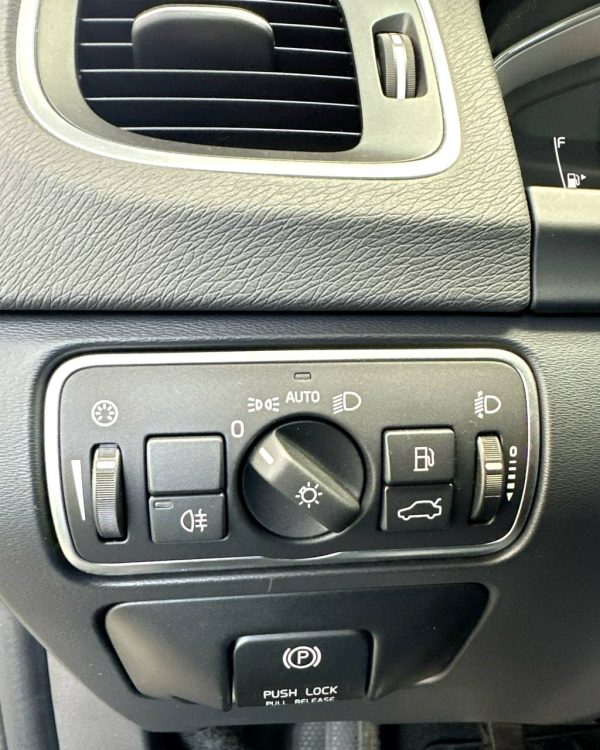 Volvo V60 I · Рестайлинг - Image 10