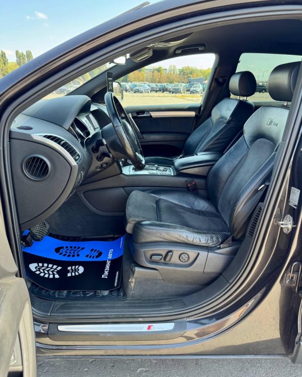 Audi Q7 4L - Image 11