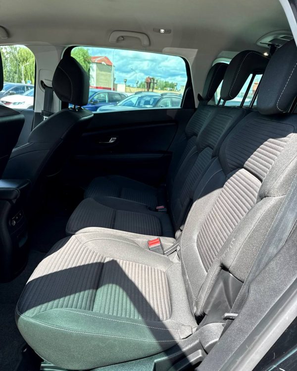 Renault Grand Scenic IV - Image 16