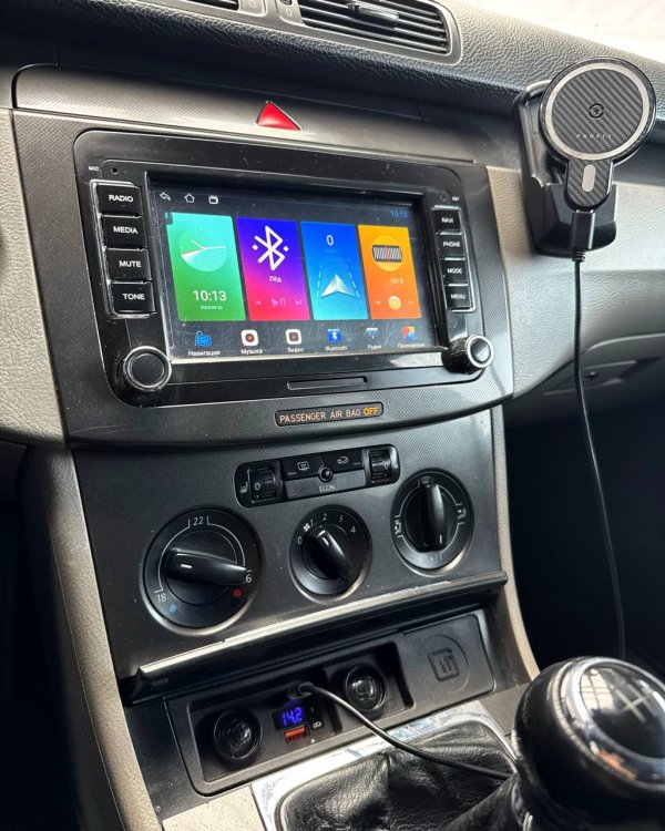 Volkswagen Passat B6 - Image 12