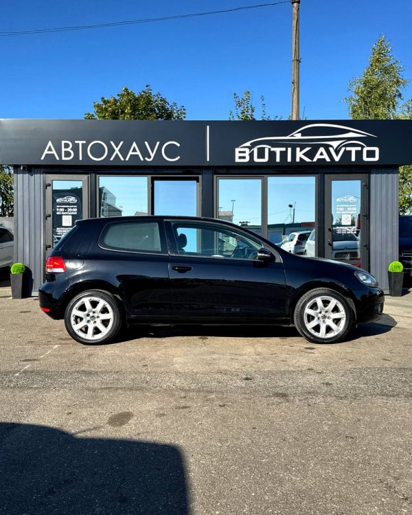Volkswagen Golf VI - Image 8