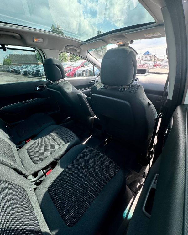 Peugeot 5008 I · Рестайлинг - Image 12