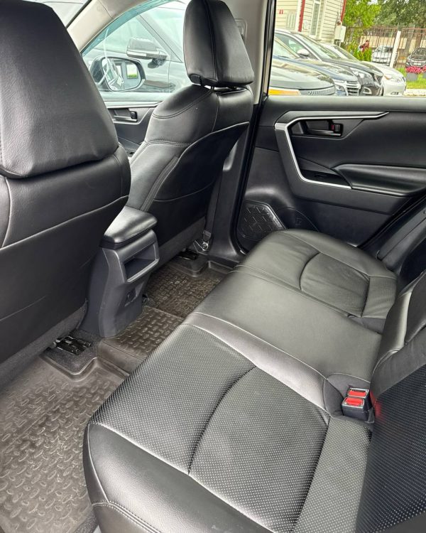 Toyota RAV4 V (XA50) - Image 11
