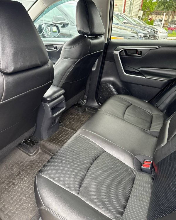 Toyota RAV4 V (XA50) - Image 11