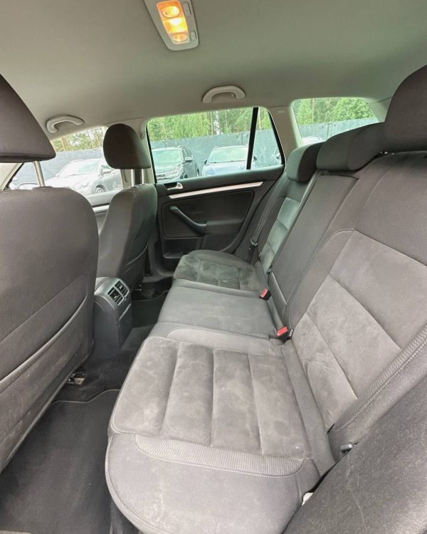 Volkswagen Golf VI - Image 9