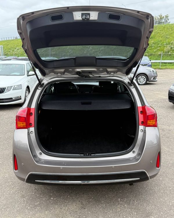 Toyota Auris II (E180) - Image 20