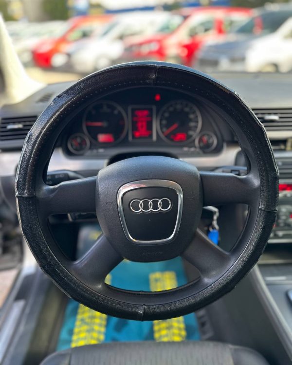 Audi A4 B7 - Image 11
