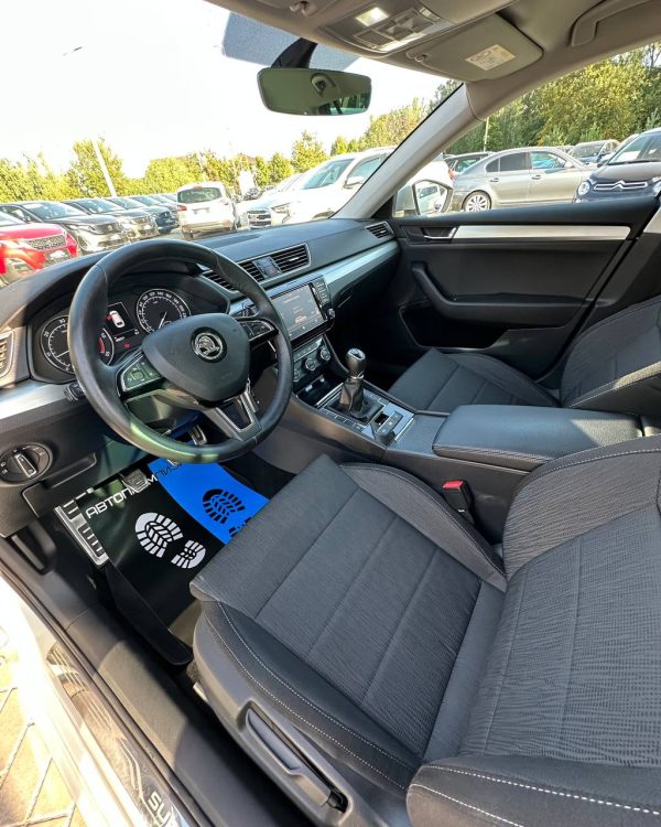Skoda Superb III - Image 7