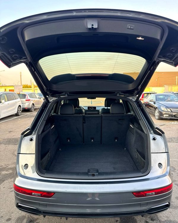 Audi Q5 FY - Image 14