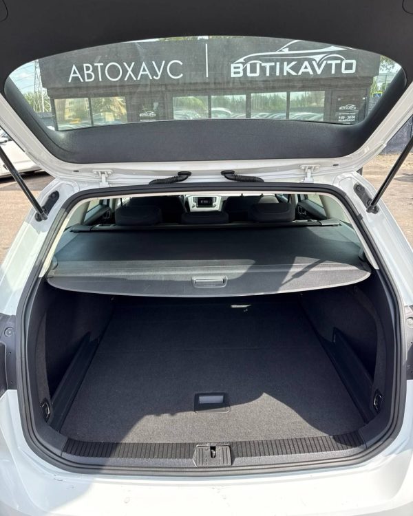 Volkswagen Passat B8 - Image 10