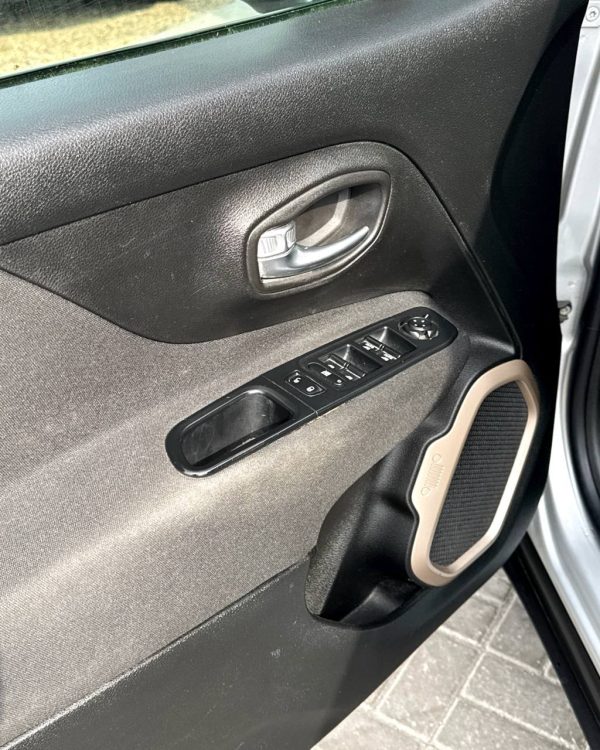 Jeep Renegade I - Image 9