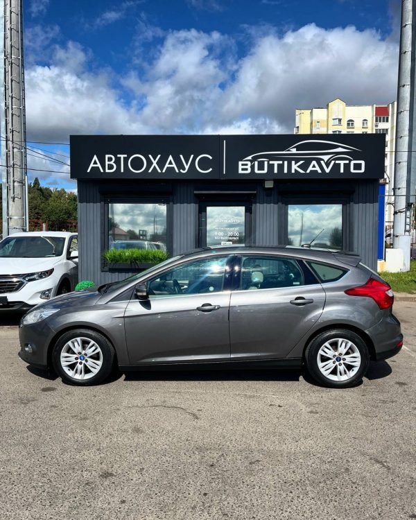 Ford Focus III - Image 8