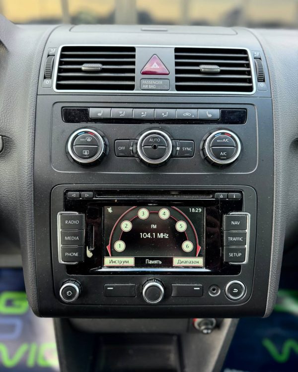 Volkswagen Touran I · 2-й рестайлинг - Image 17