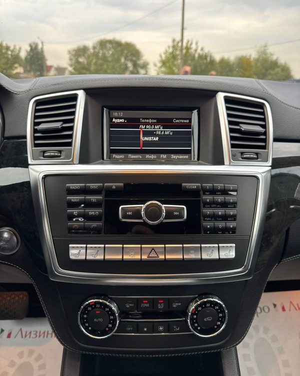 Mercedes-Benz GLE W166 - Image 20