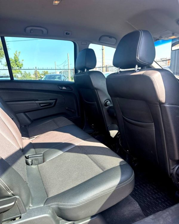 Opel Zafira B · Рестайлинг - Image 13