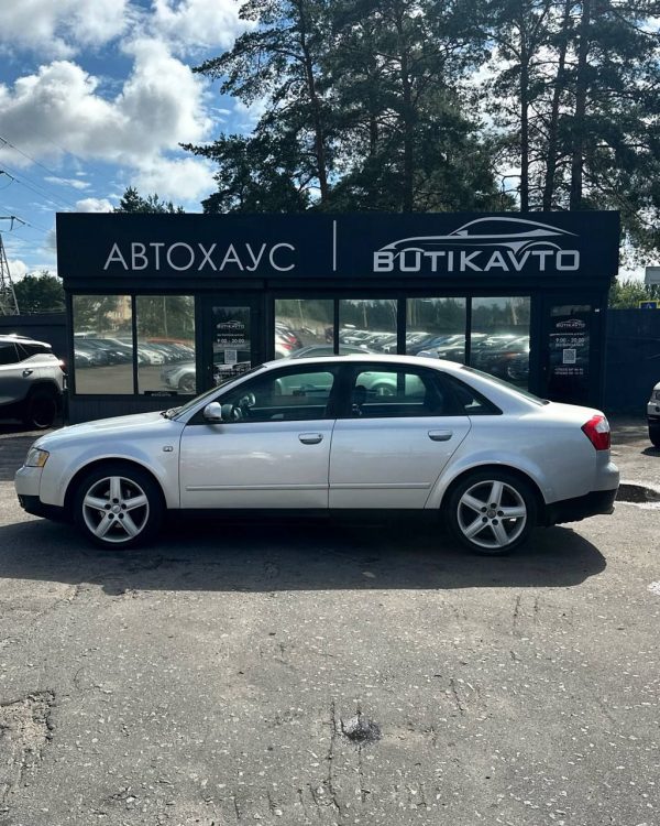 Audi A4 B6 - Image 13