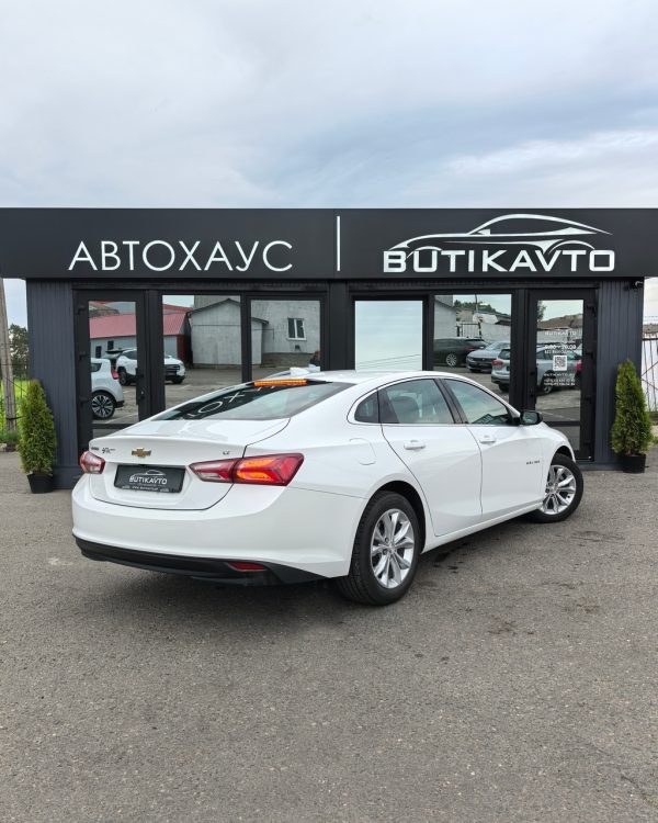 Chevrolet Malibu IX · Рестайлинг - Image 4
