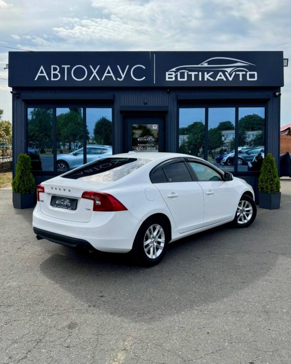 Volvo S60 II - Image 7