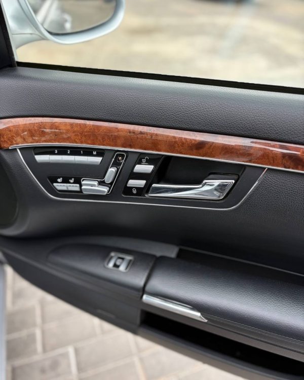 MERCEDES-BENZ S500 - Image 16