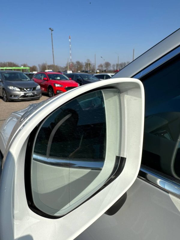 Volvo XC60 II - Image 9