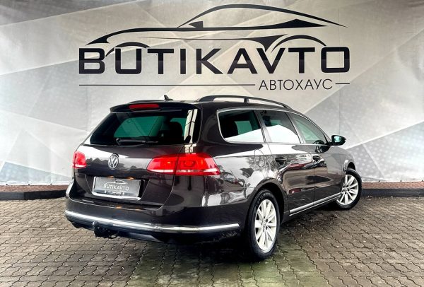 Volkswagen Passat B7 - Image 7