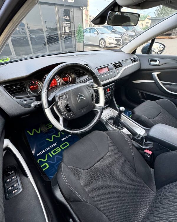 Citroen C5 II - Image 10