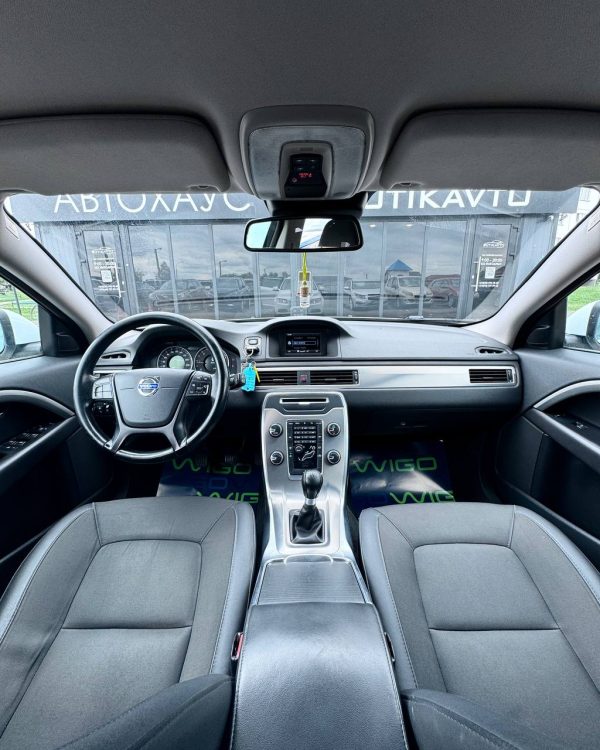 Volvo V70 III - Image 9