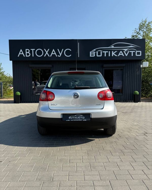 Volkswagen Golf V - Image 5