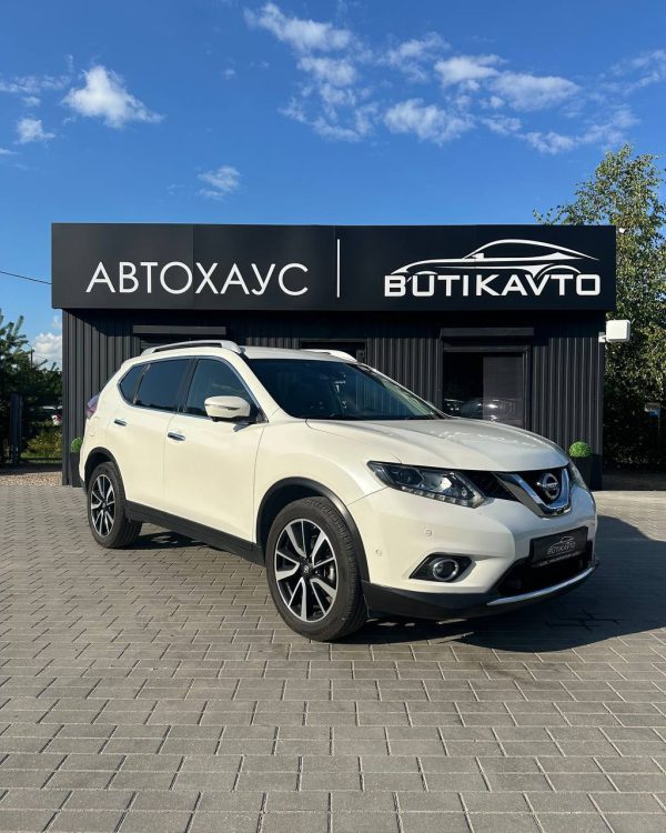 Nissan X-Trail III (T32)