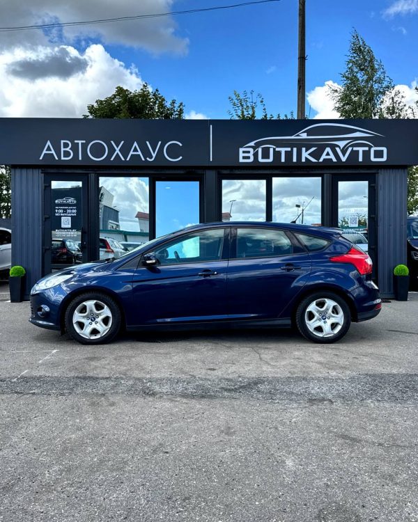 Ford Focus - Image 8