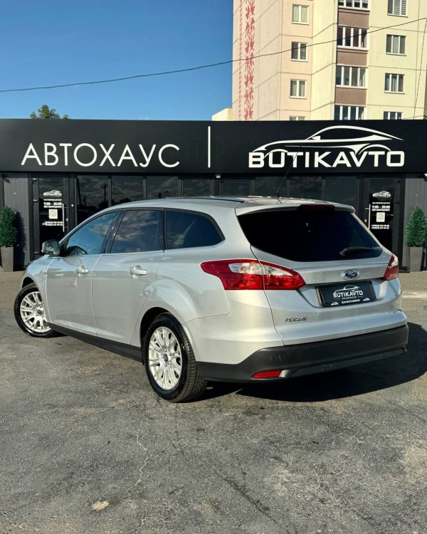 Ford Focus III - Image 5