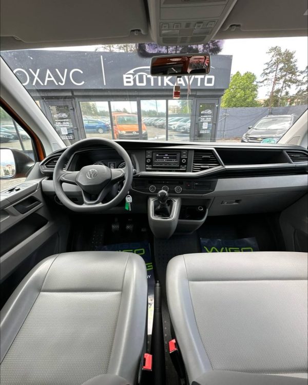VOLKSWAGEN TRANSPORTER - Image 7