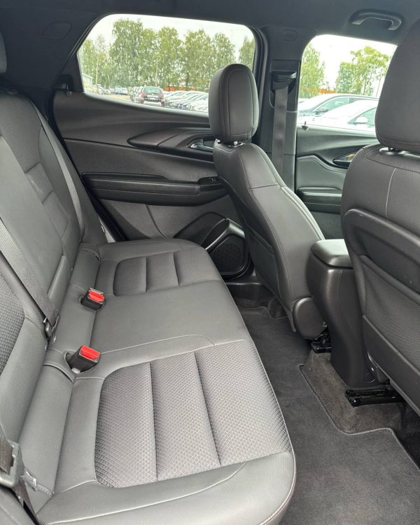Chevrolet TrailBlazer III - Image 13