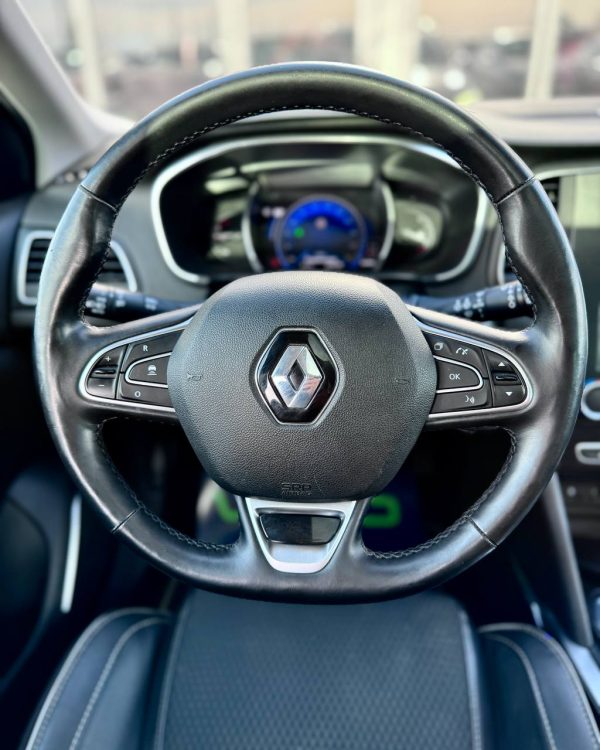 Renault Megane IV - Image 15