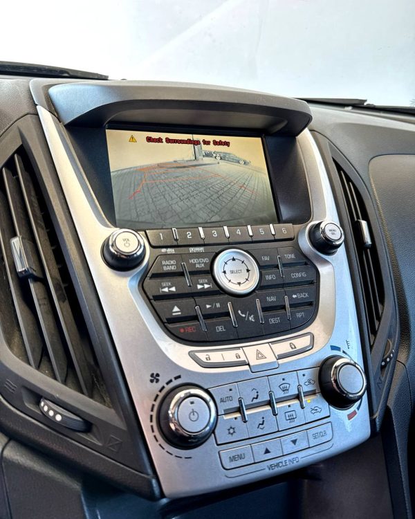 Chevrolet Equinox II - Image 12