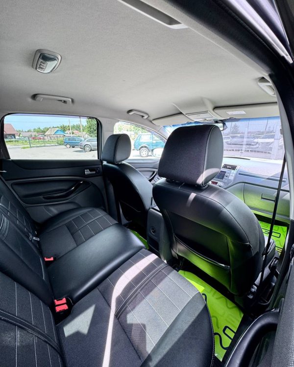 Ford Kuga I - Image 12